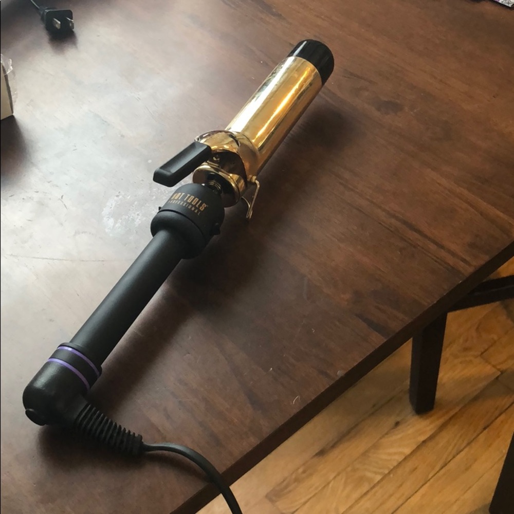 Hot tools curling iron